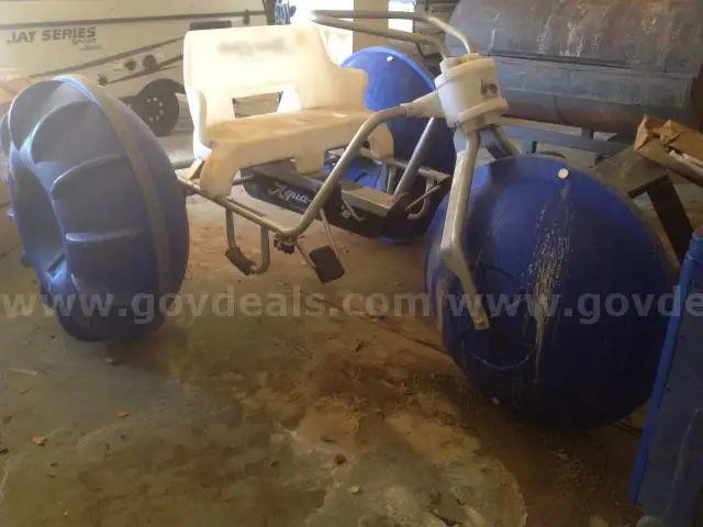 Aqua-Cycle Mdl 7 Water trike