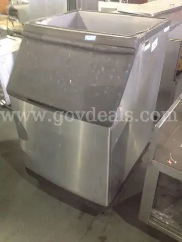 Manitowoc Mdl S570 Ice bin