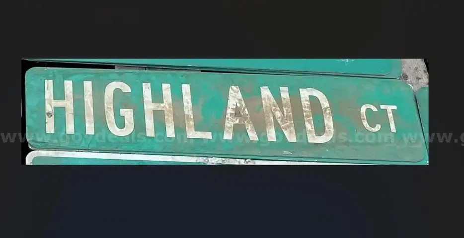 Retired Village Street Sign - Highland Ct