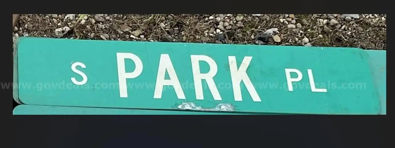 Retired Village Street Sign - S Park Place