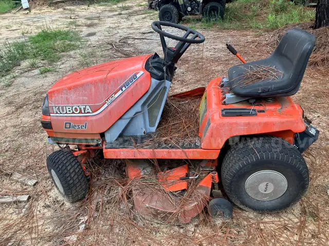 Lot of 2 Kubota Mowers - Parts
