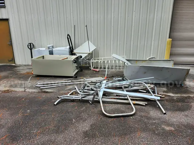 LARGE LOT OF SCRAP METAL