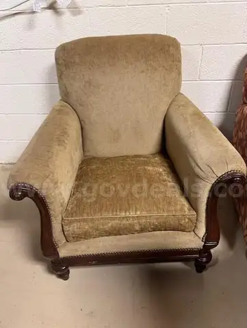 Lounge Chair