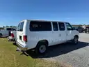 2013 Ford Econoline E-350 XLT Super Duty Passenger Van
