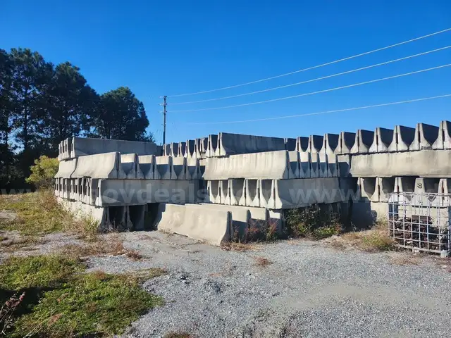 Concrete Barrier Wall Sections-Choice &#x26; Privilege