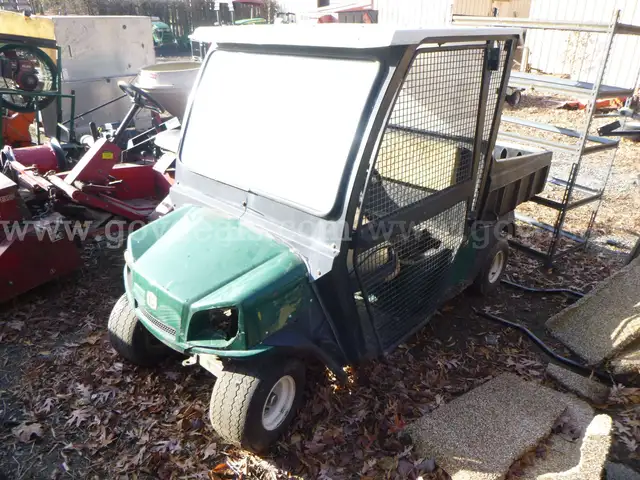 Cushman Range Cart