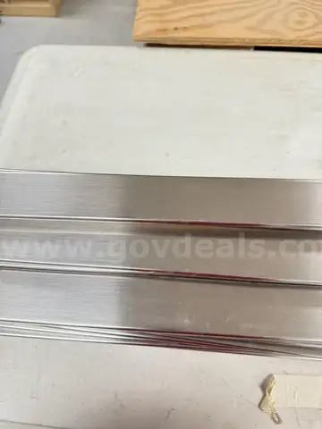 Metal Framing LJBW74966 Length Moulding