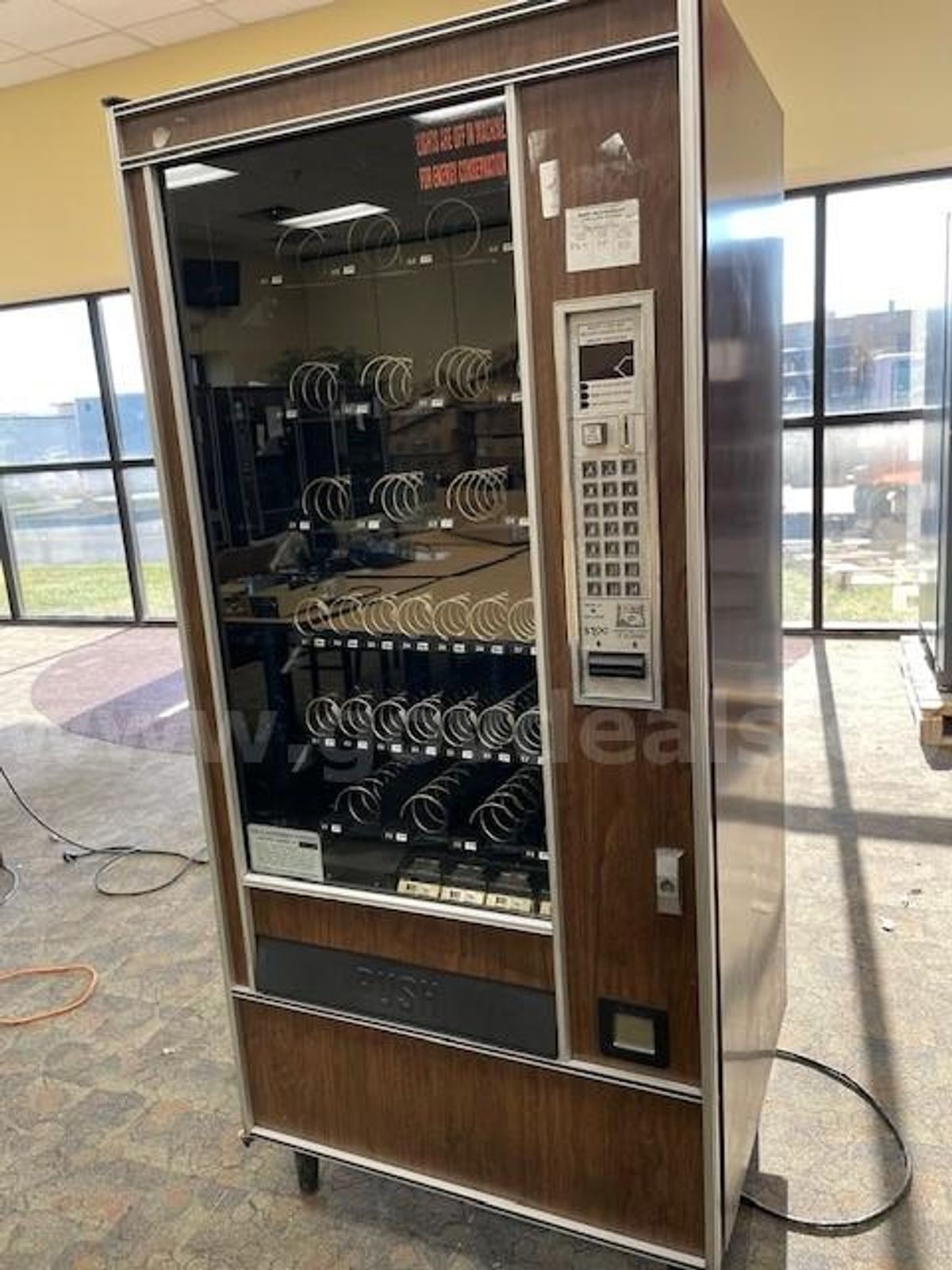 Snack Shop 7000 Vending Machine | AllSurplus