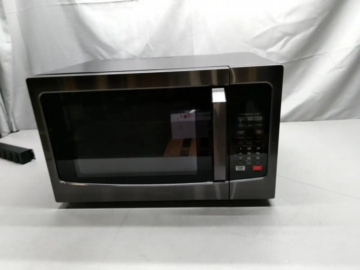 TOSHIBA EM131A5C-BS Countertop Microwave Ovens 1.2 Cu Ft | AllSurplus ...