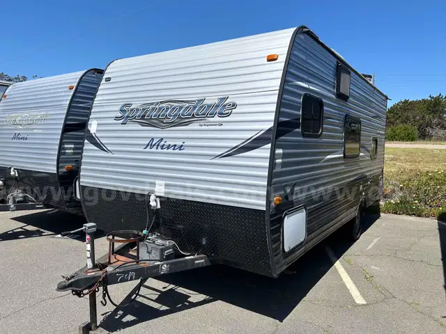 2017 Keystone Springdale Mini SM1800 Camper