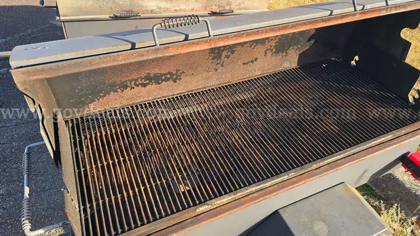 Tow-behind Grill 3x5