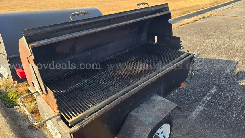 Tow-behind Grill 3x5