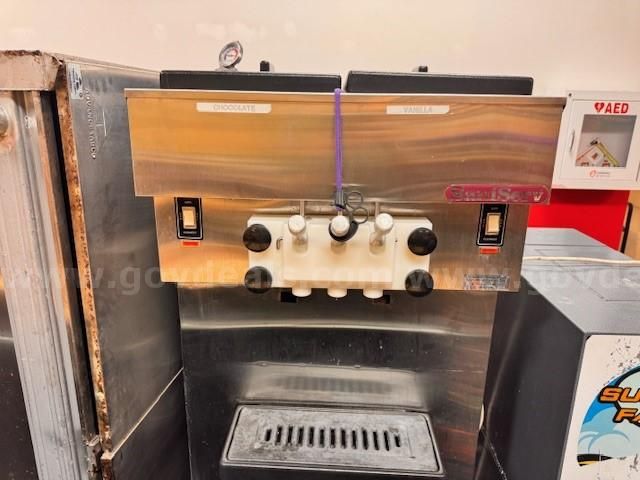 saniserv soft ice cream machine