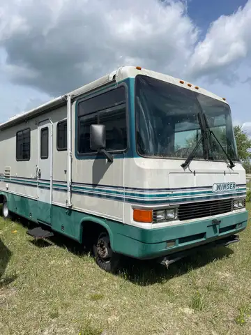 1994 Ford F-530