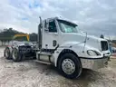 2006 Freightliner Columbia 120