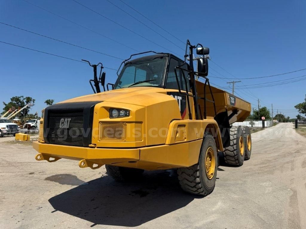 Photo of a 2015 Caterpillar 725C