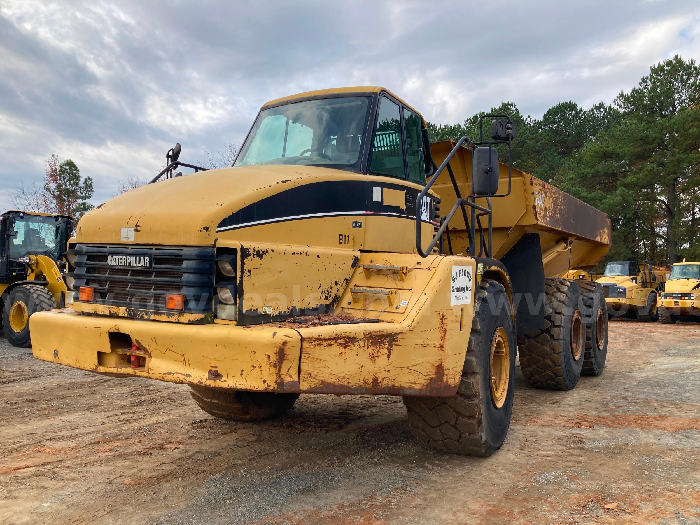 Photo of a 2006 Caterpillar 740