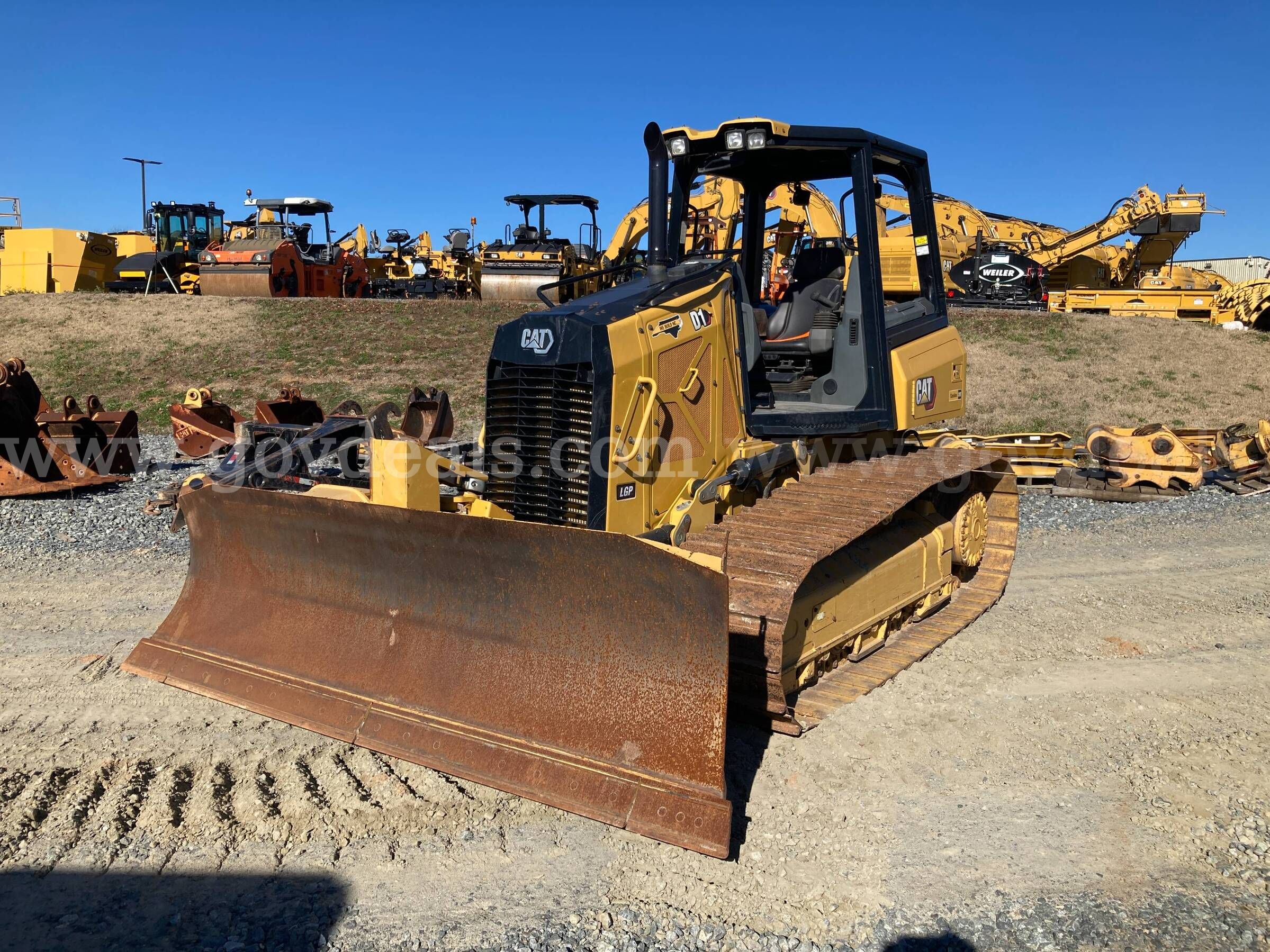 2020 Caterpillar D1