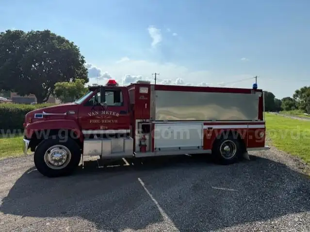 1998 GMC 2000 gallon tanker
