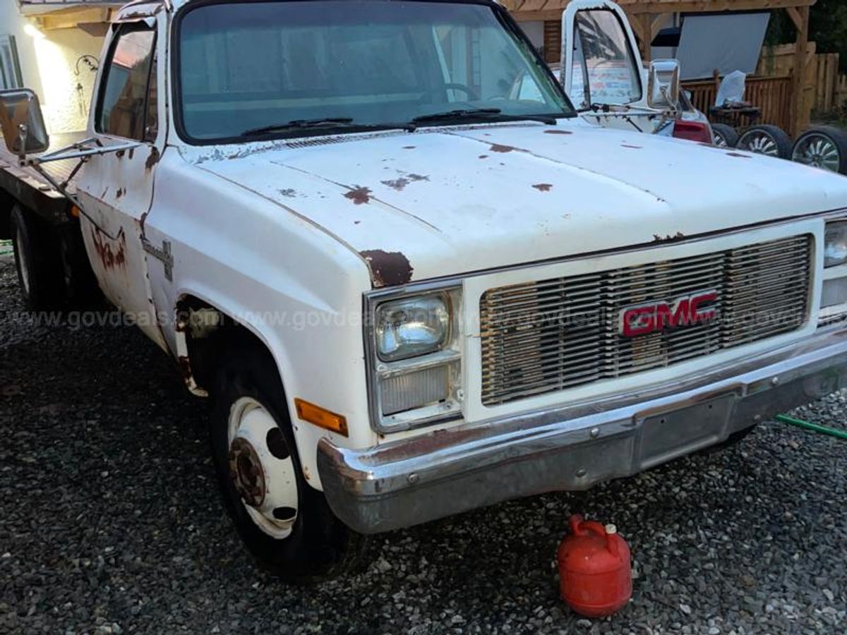 1982 GMC Truck with dump bed | AllSurplus