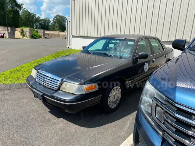 2005 Ford Crown Victoria