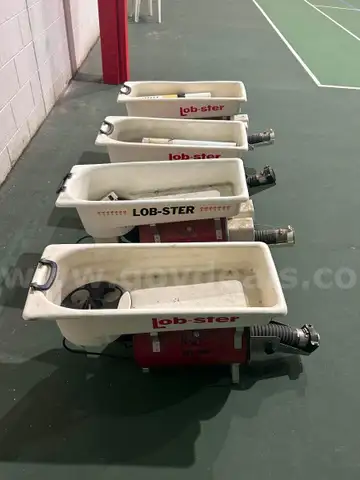 4 Lobster tennis ball machines