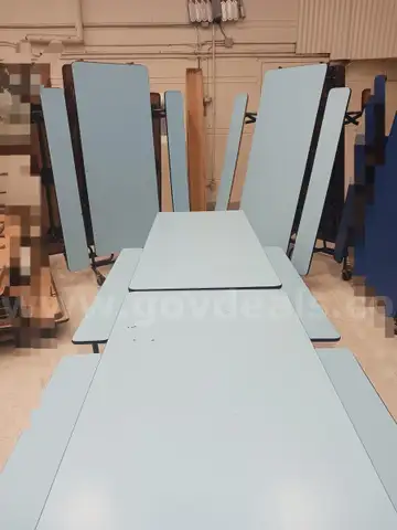 Cafeteria/Picnic Tables