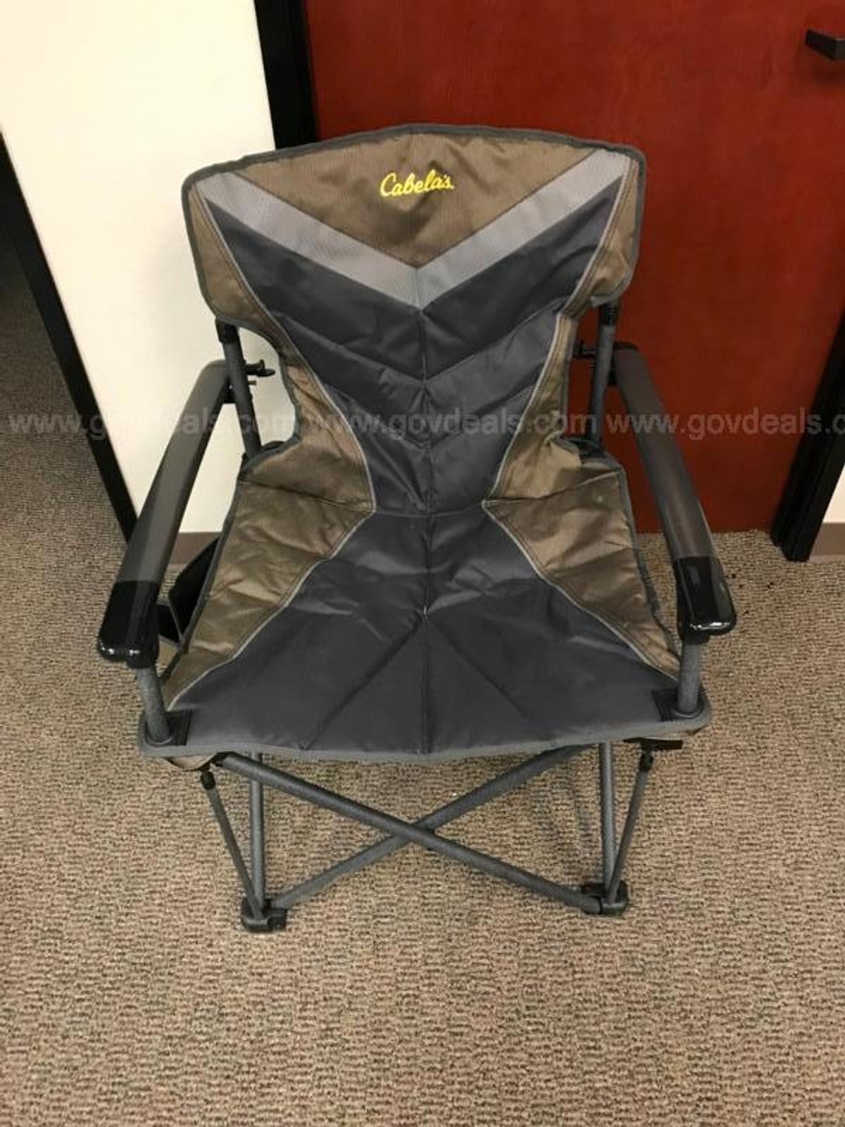 Cabelas Folding Camping Chair XL | AllSurplus