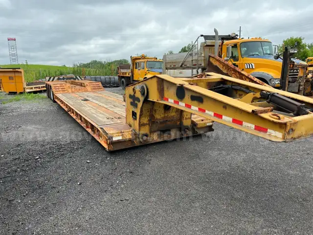 2008 Globe Lowboy Trailer