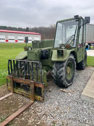 2002 Terex TX51-19M Telescoping Forklift