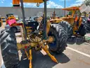 1990 Massey Ferguson 383