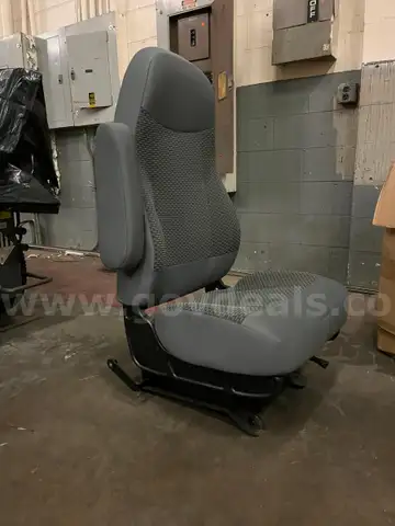 2018 Ford F-650 Driver Seat