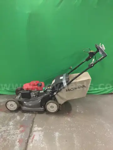 Honda HRX 217 Lawn Mower