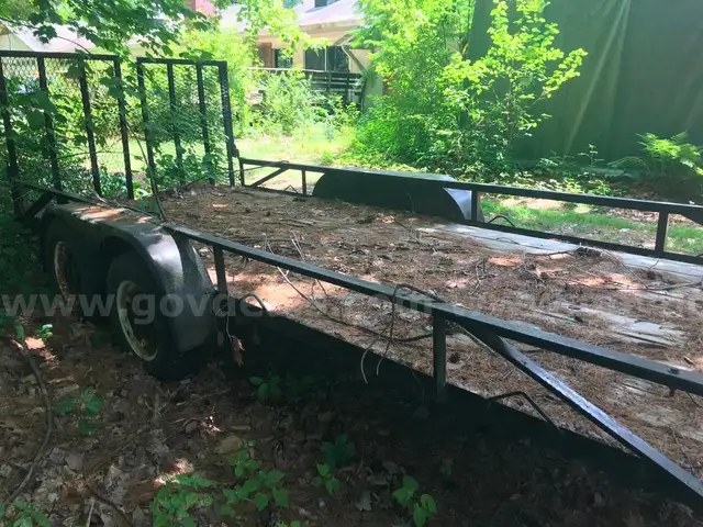 2002 Heavy Hauler Trailer