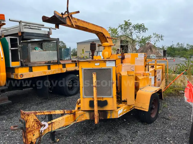 1994 Brush Bandit 200 Chipper