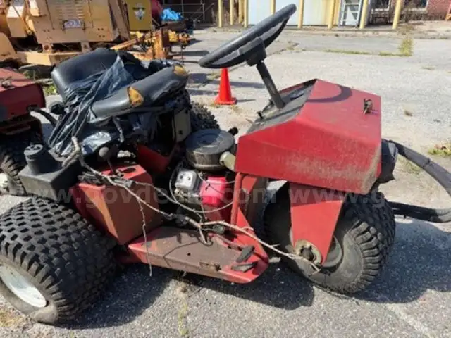 2002 Toro Sandpro