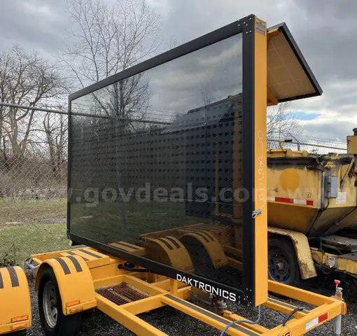 Daktronics VP1400 Message Boards Trailer