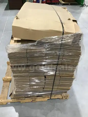 Approximately (500) Boxes