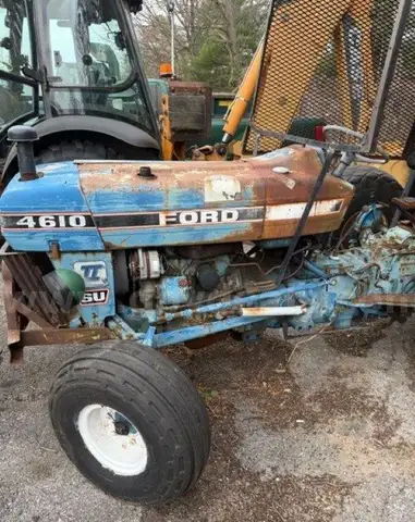Ford 4610 Tractor