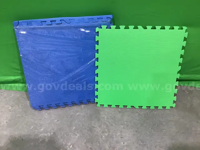 Lot of (205) Foam Tiles