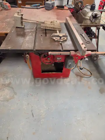 Delta Milwaukee Crescent Table Saw