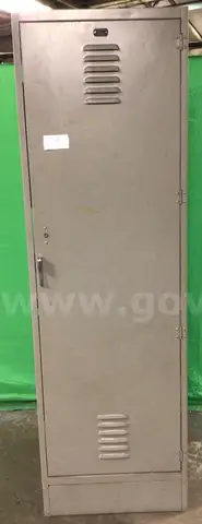Single Door Metal Locker