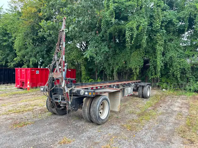 2007 Great Lake Rolloff Trailer