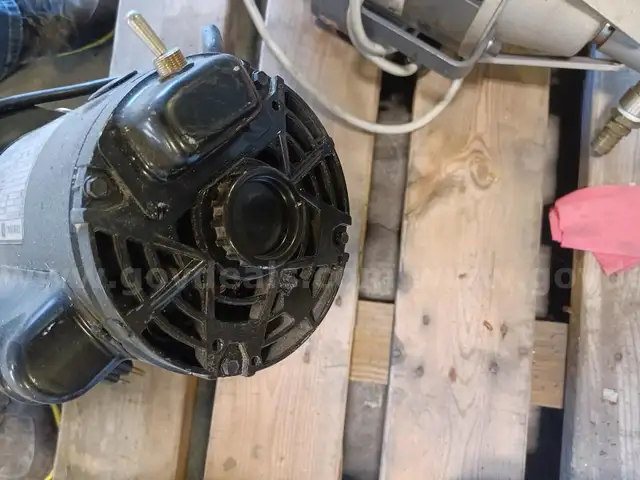 PUMP, VACUUM USED GOOD CONDITION 1/3HP