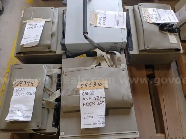 3 OSCILLOSCOPES   2 ANALYZERS USED GOOD WORKING CONDITION
