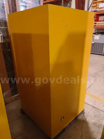 SAFETY STORAGE FIRE CABINET USED GOOD