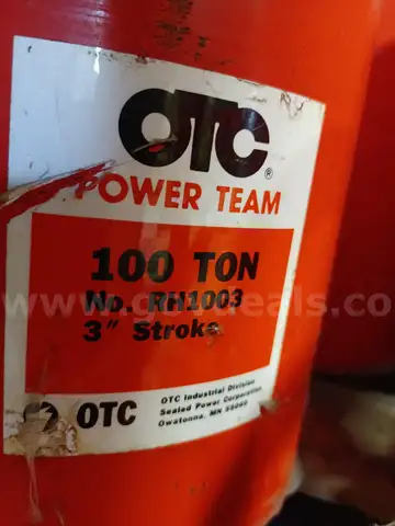 11 TOTAL 100 TON JACKS USED GOOD CONDITION