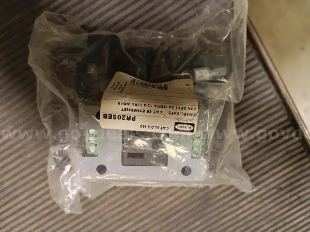 9EACH HUBBELL PANEL-SAFE CAT INDUSTRIAL 5E ETHERNET WIRING DEVICES