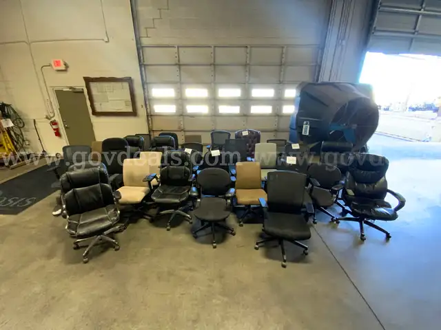 USED ROLLING CHAIRS