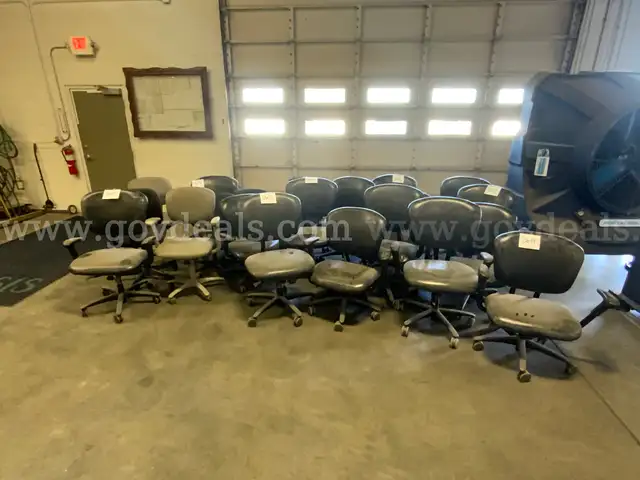 USED ROLLING CHAIRS